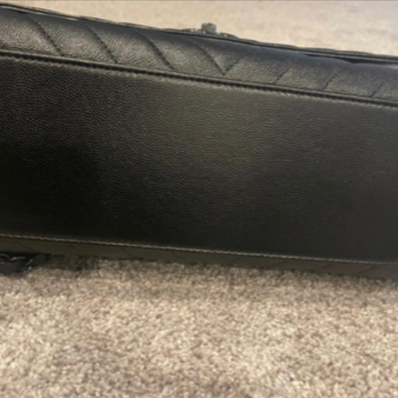 CHANEL Caviar Chevron Quilted Coco Handle - Picture 2 of 10